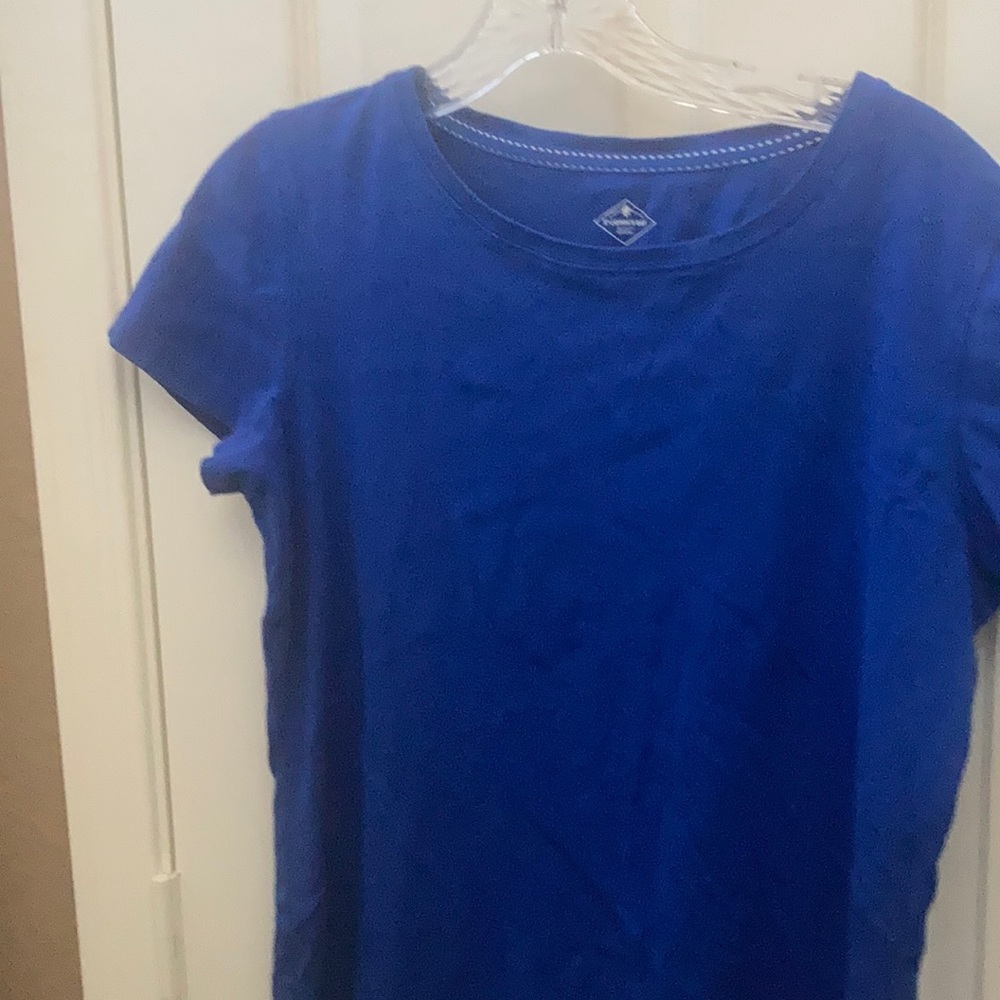 FINAL MARKDOWN St. John’s bay tee medium